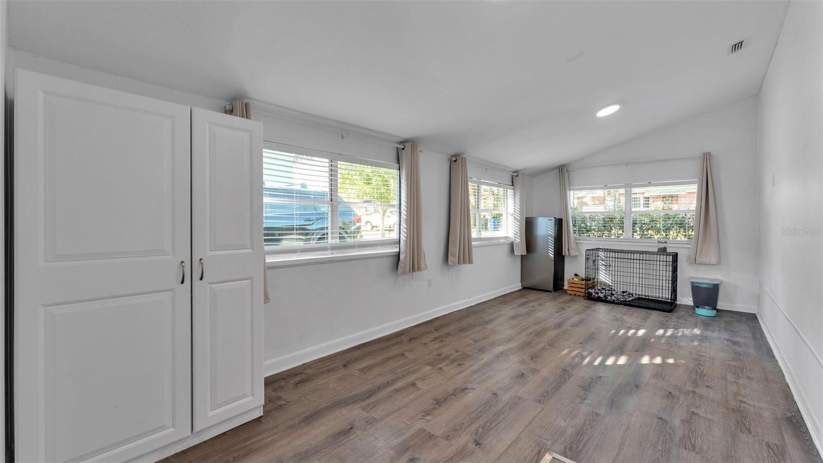 Image 39 of 54 For 835 Chatfield Street