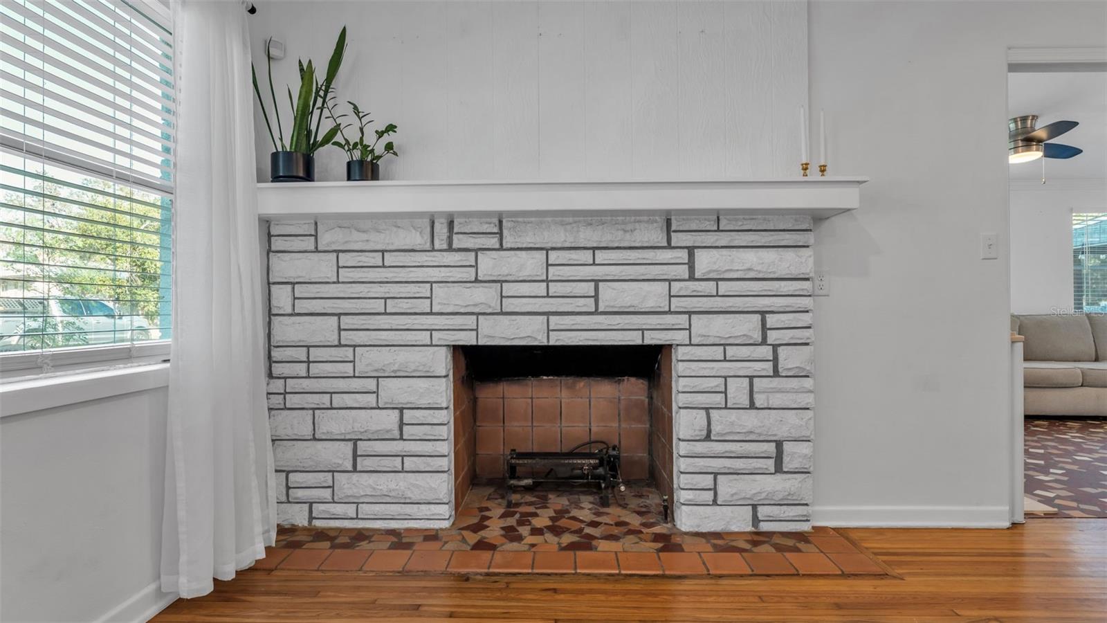 Image 7 of 54 For 835 Chatfield Street