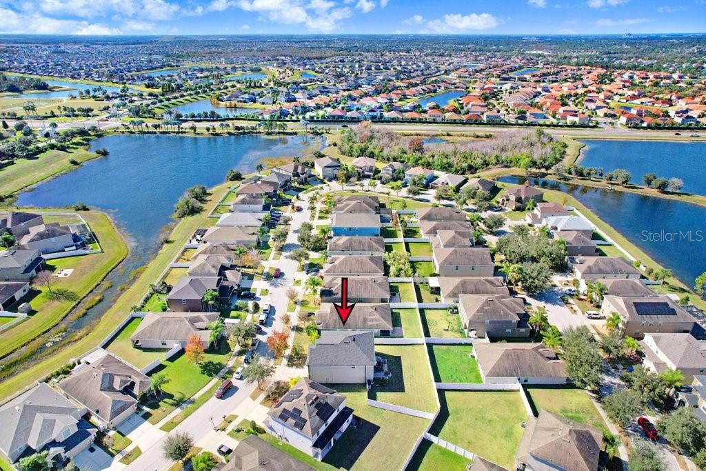 Listing photo id 39 for 13117 Royal Pines Avenue