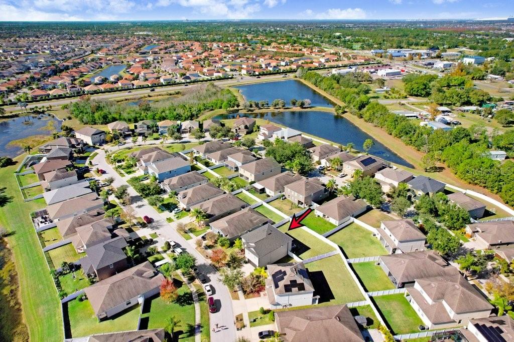 Listing photo id 40 for 13117 Royal Pines Avenue