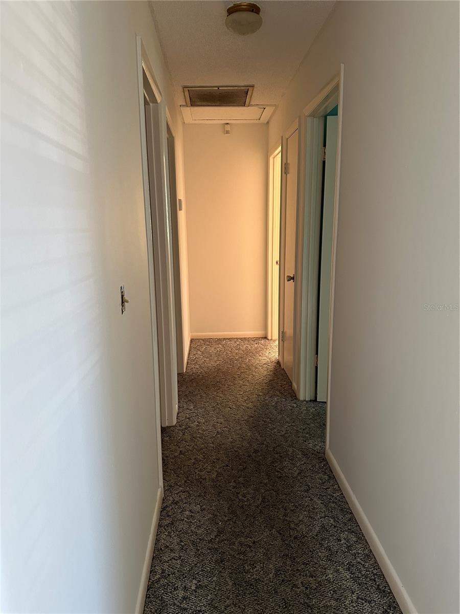 Image 19 of 47 For 4306 Carolyn Way