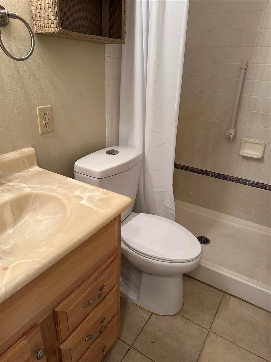 Image 20 of 47 For 4306 Carolyn Way