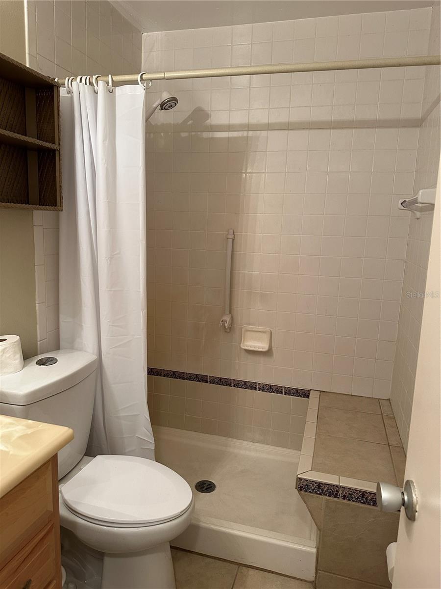 Image 21 of 47 For 4306 Carolyn Way