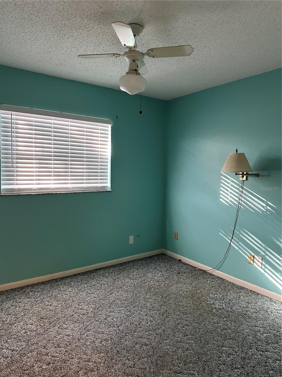 Image 26 of 47 For 4306 Carolyn Way