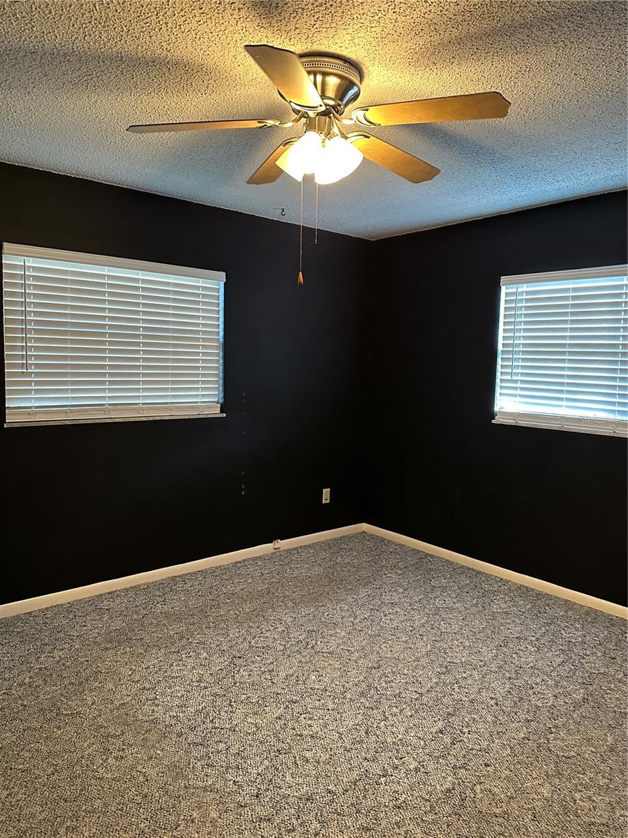 Image 27 of 47 For 4306 Carolyn Way