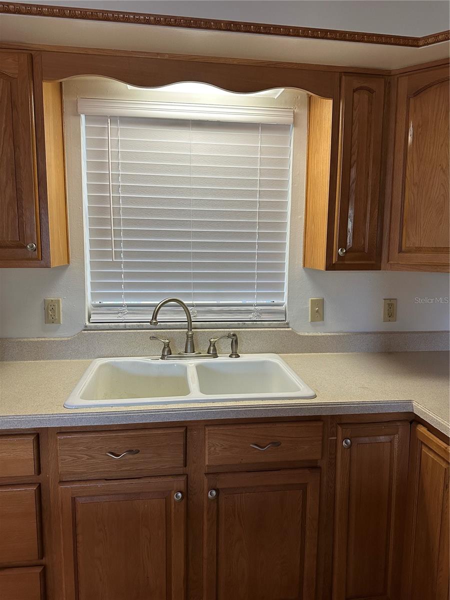 Image 8 of 47 For 4306 Carolyn Way