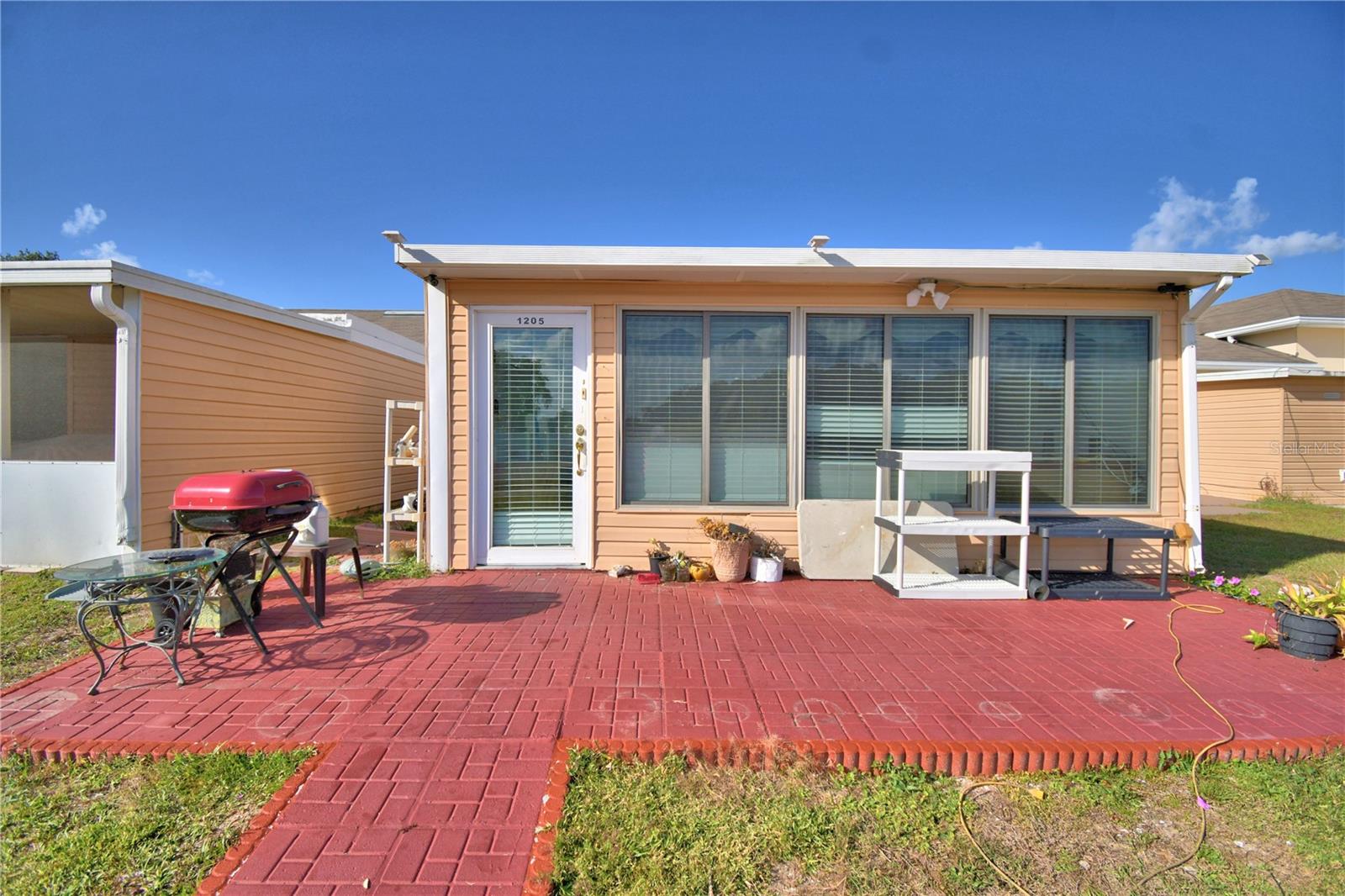 Image 29 of 52 For 1205 Club Circle