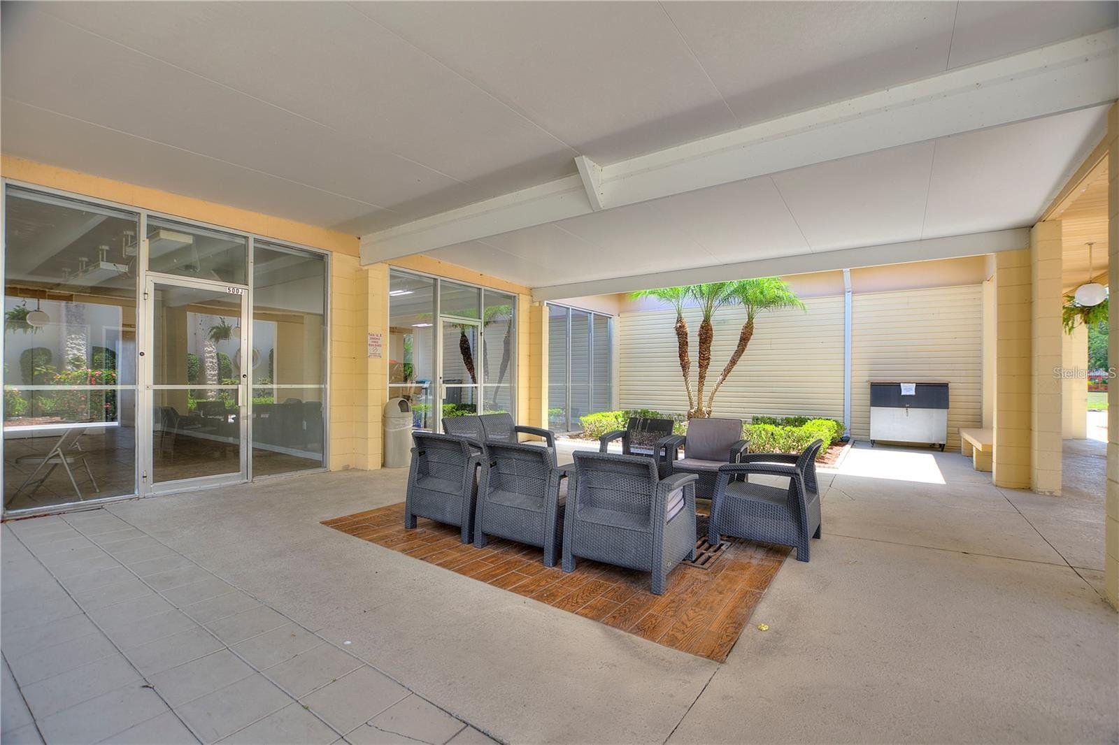 Image 42 of 52 For 1205 Club Circle