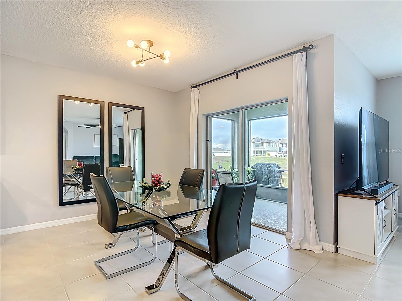 Image 17 of 49 For 2796 Grandbury Grove Road