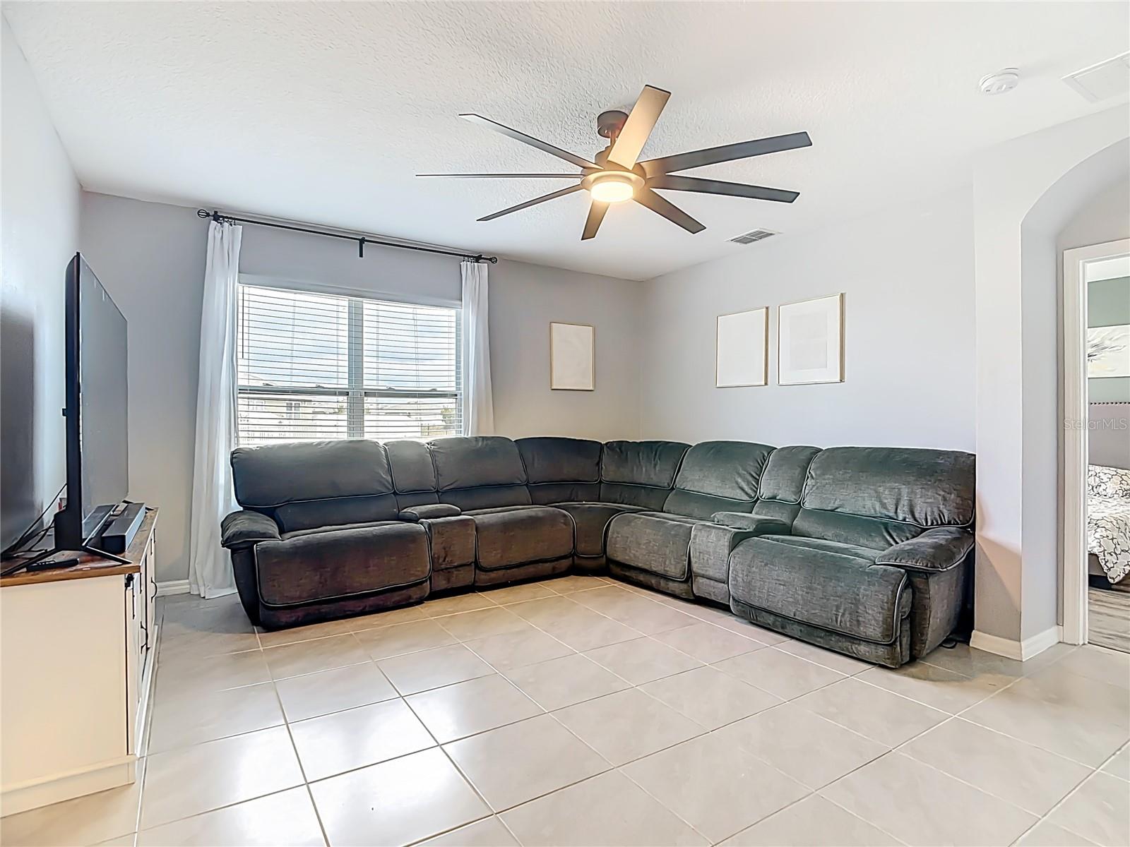 Image 18 of 49 For 2796 Grandbury Grove Road