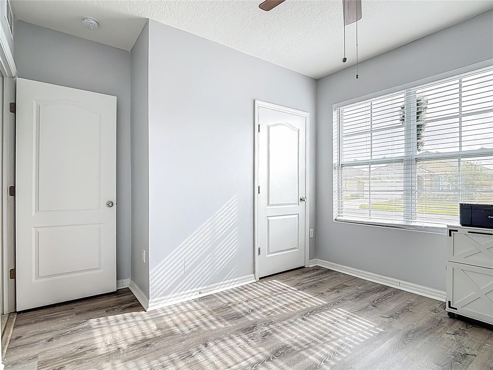 Image 27 of 49 For 2796 Grandbury Grove Road