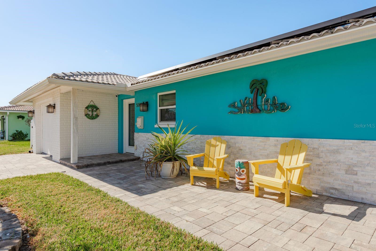 Listing photo id 0 for 5009 Dory Drive