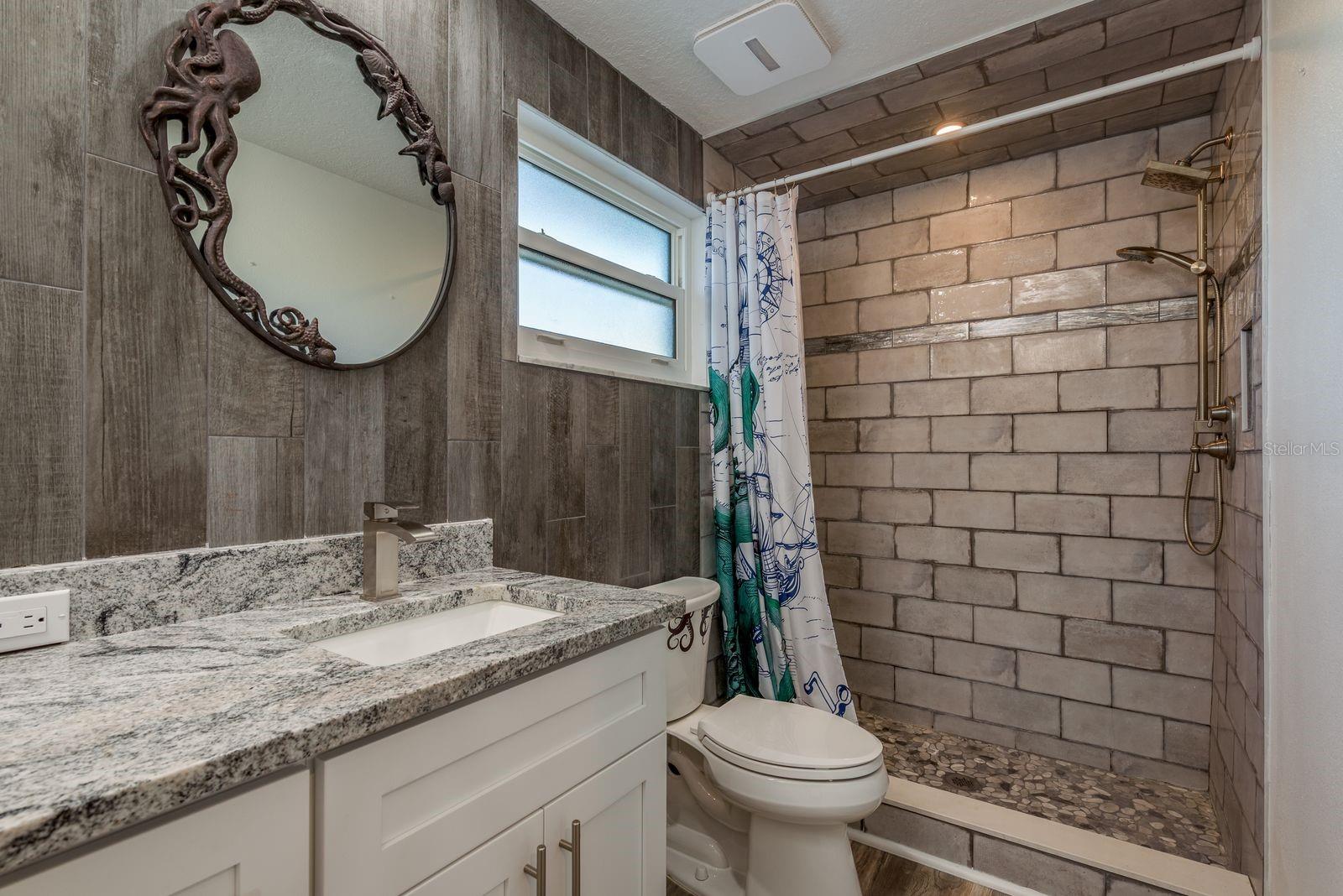 Listing photo id 22 for 5009 Dory Drive