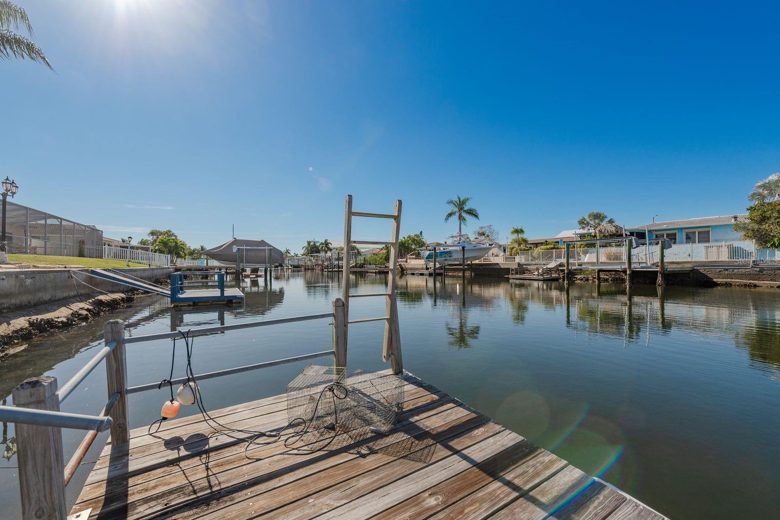 Listing photo id 39 for 5009 Dory Drive