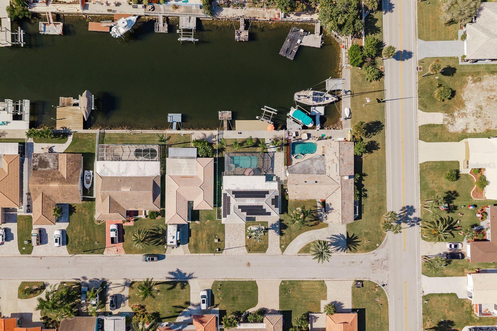 Listing photo id 53 for 5009 Dory Drive