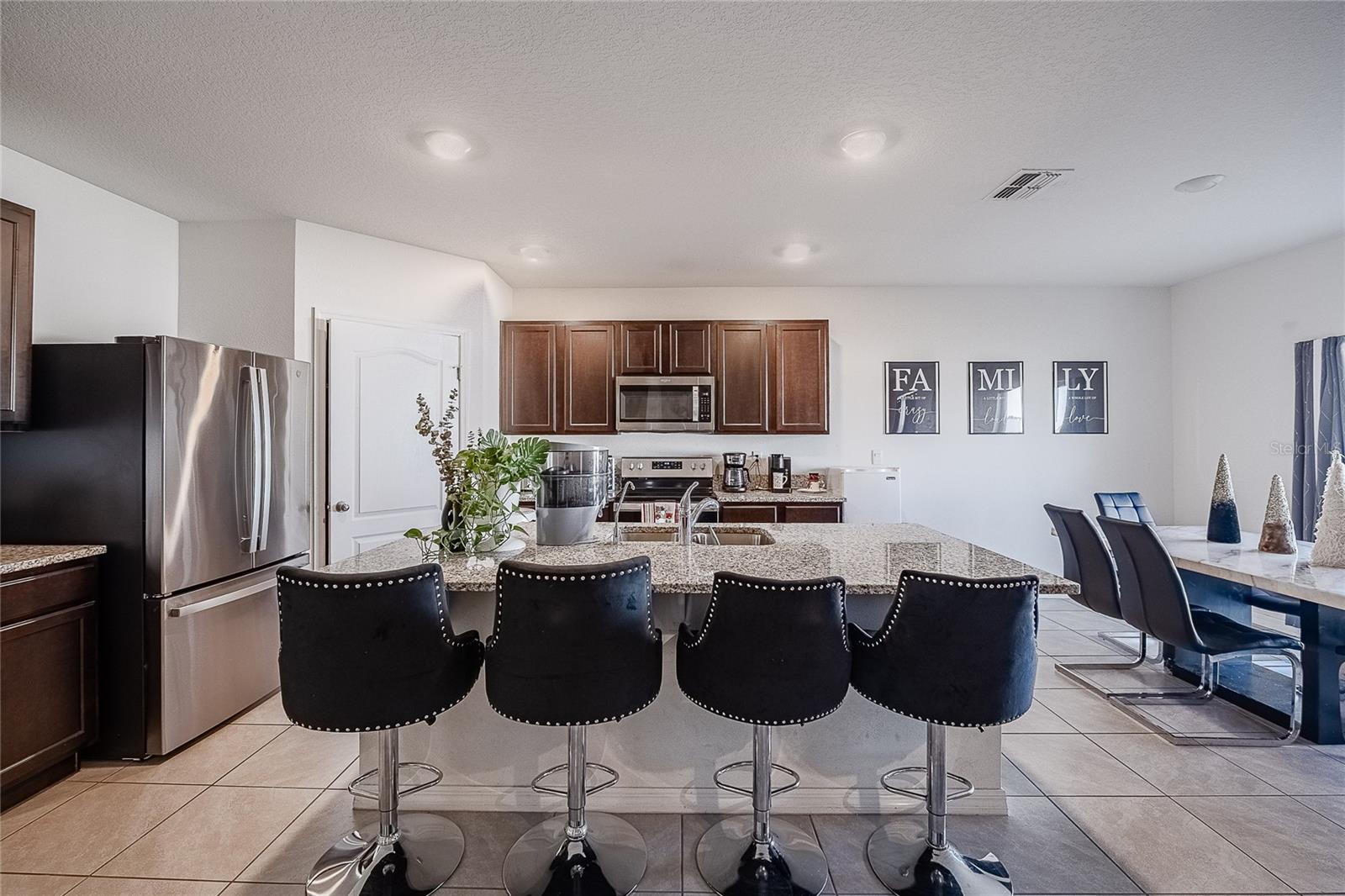 Image 16 of 44 For 3883 Resting Robin Avenue