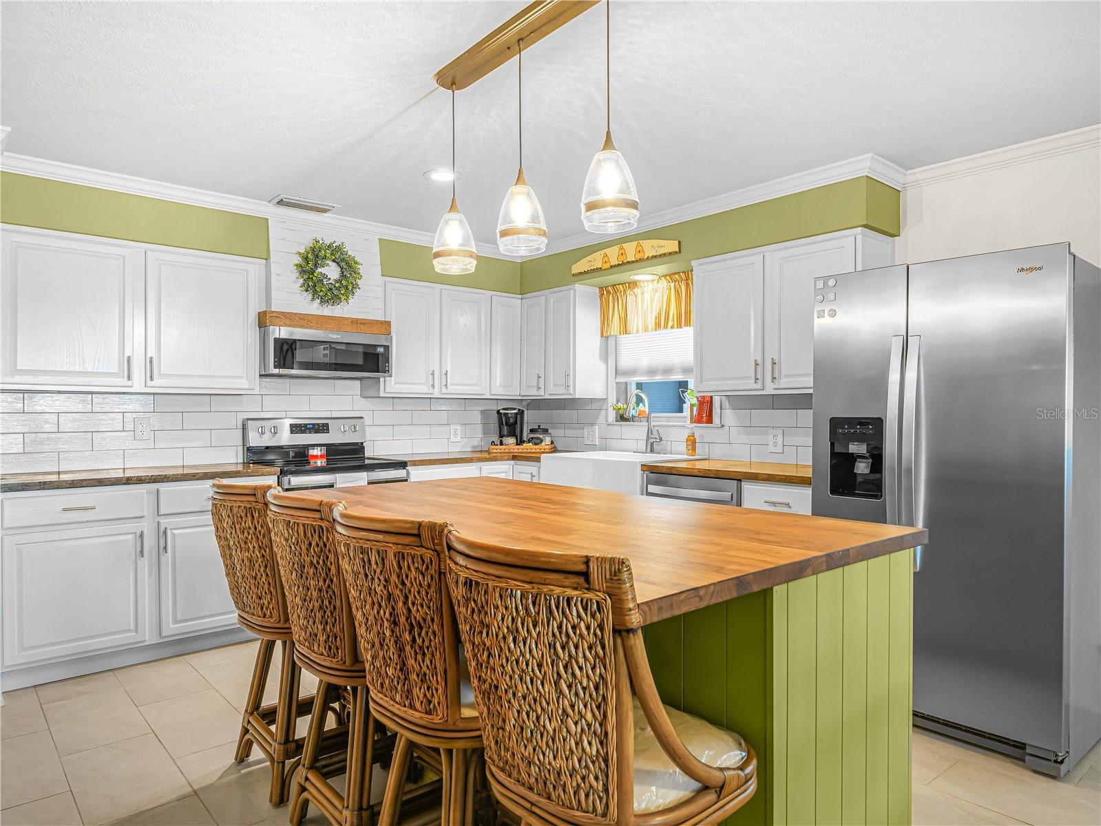 Image 17 of 57 For 6404 Jenny Drive