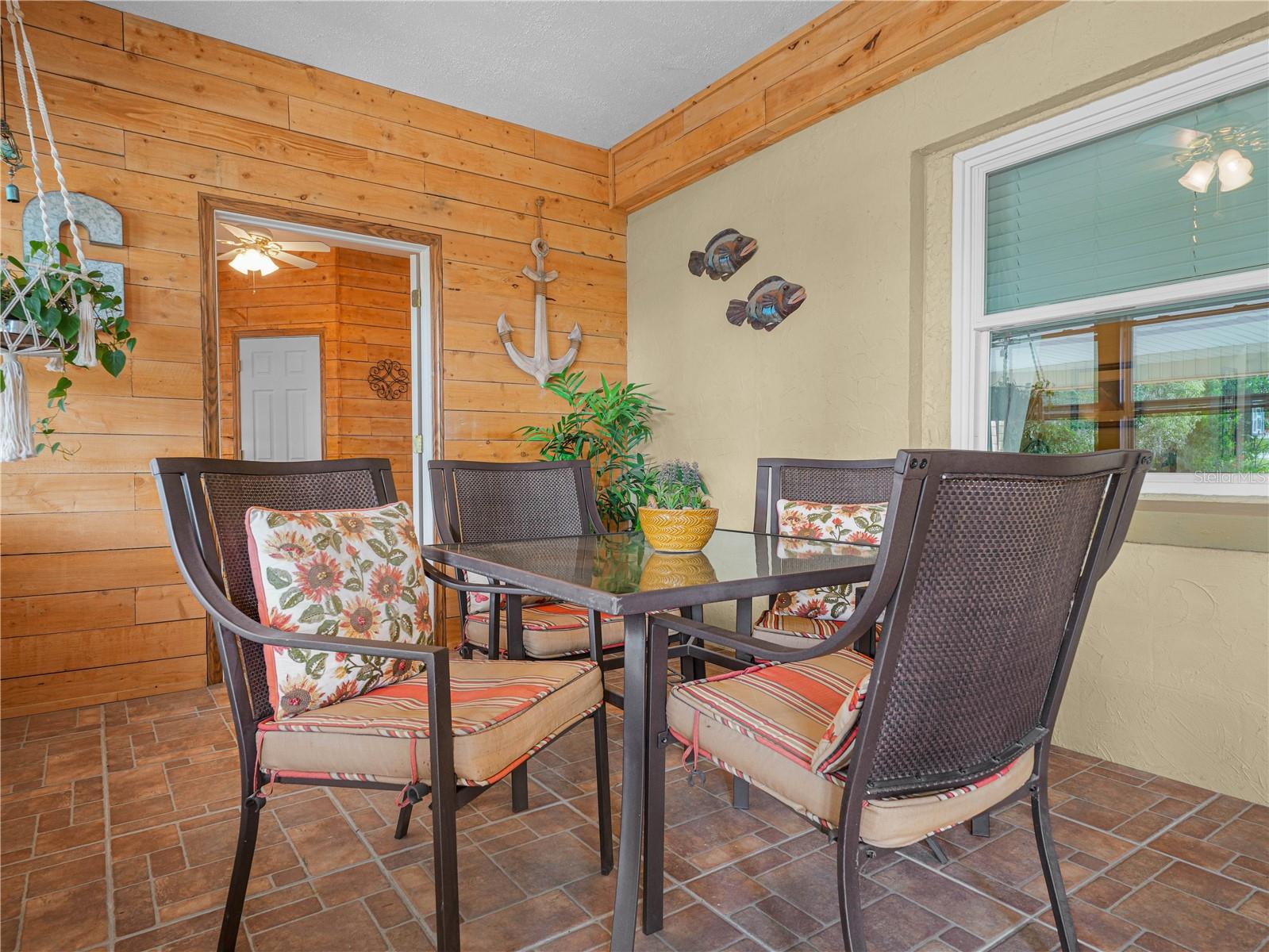 Image 36 of 57 For 6404 Jenny Drive