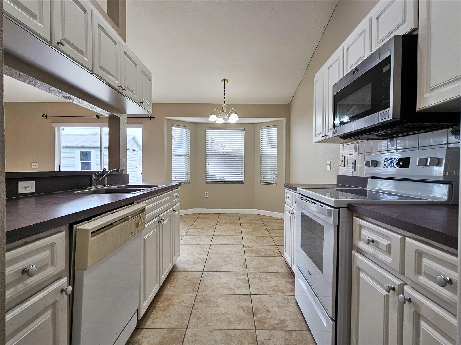 Image 8 of 19 For 5260 English Drive