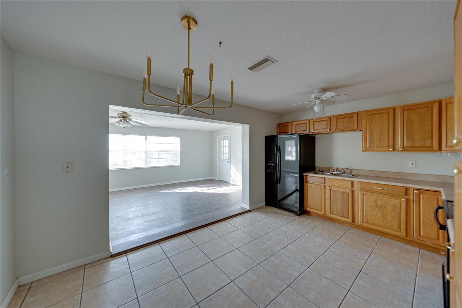 Image 12 of 53 For 2011 9th Street Ne