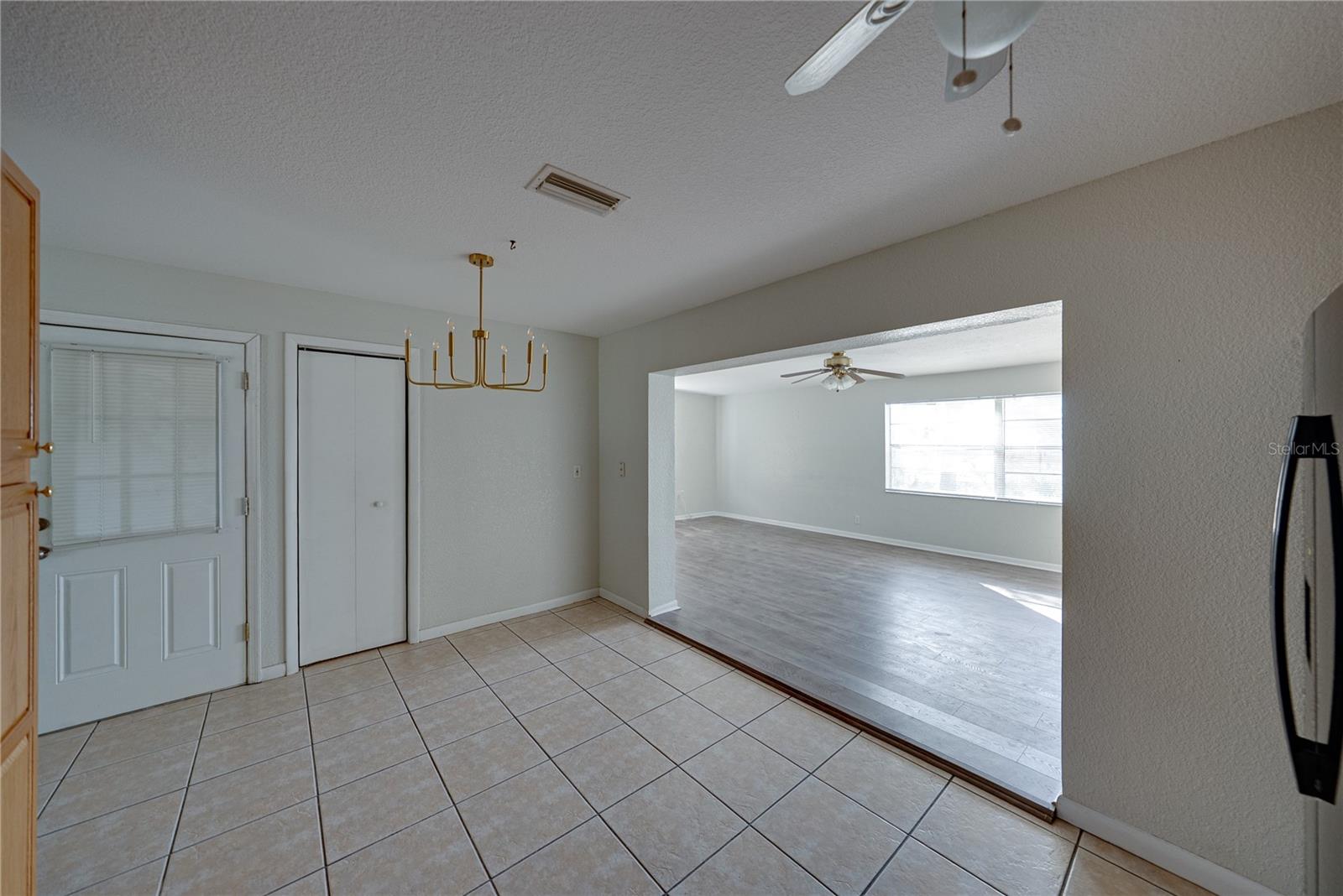 Image 14 of 53 For 2011 9th Street Ne