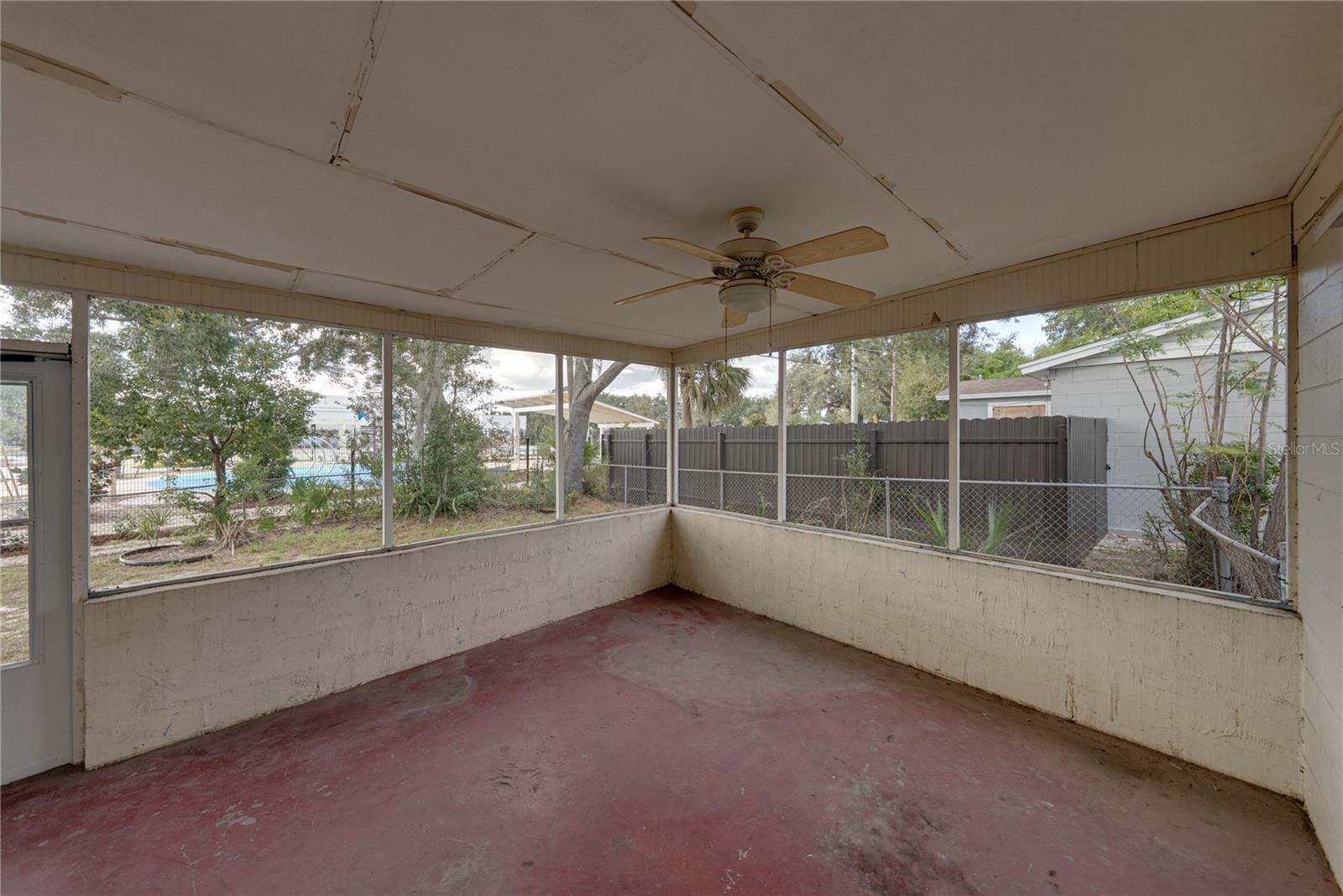 Image 37 of 53 For 2011 9th Street Ne