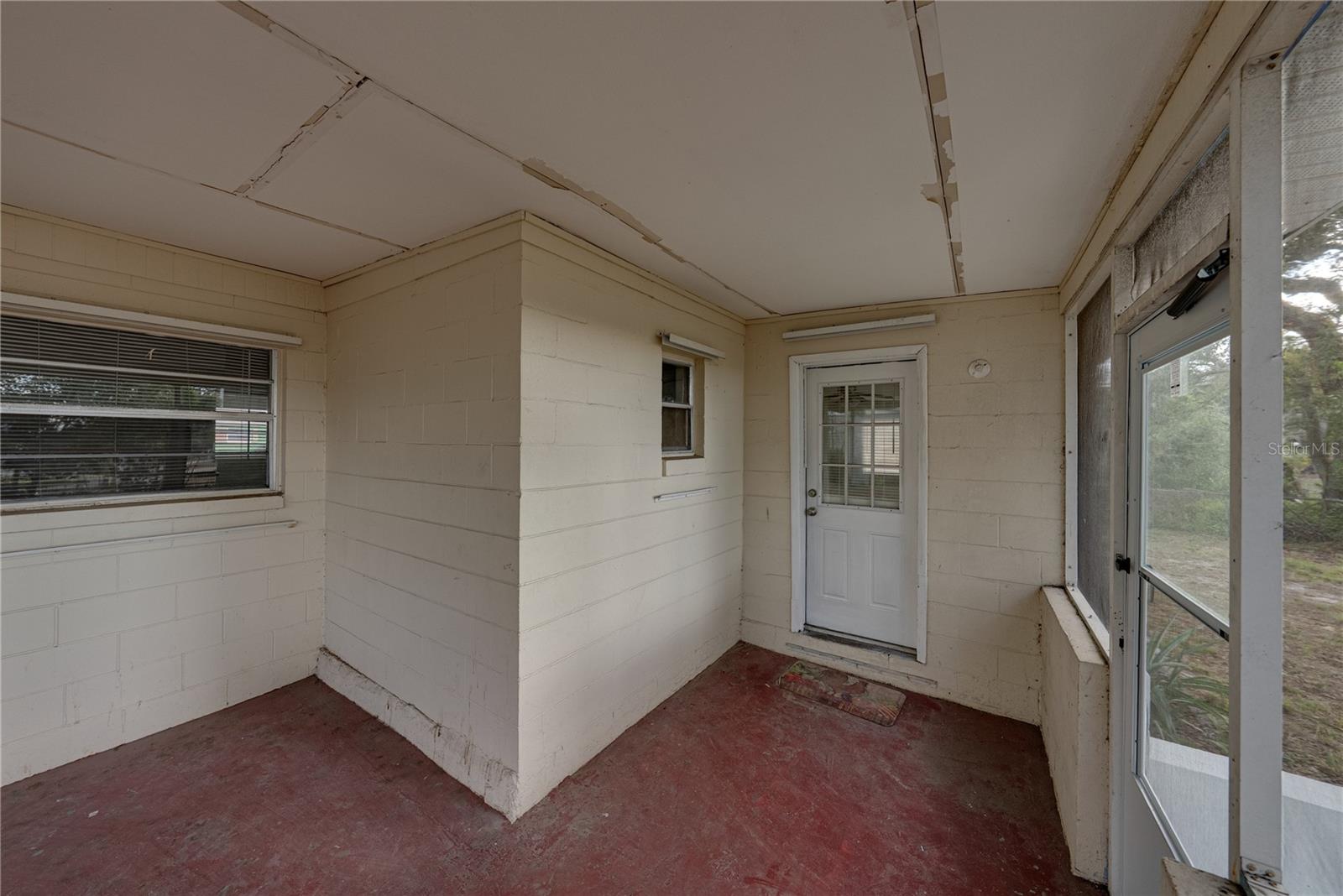 Image 38 of 53 For 2011 9th Street Ne