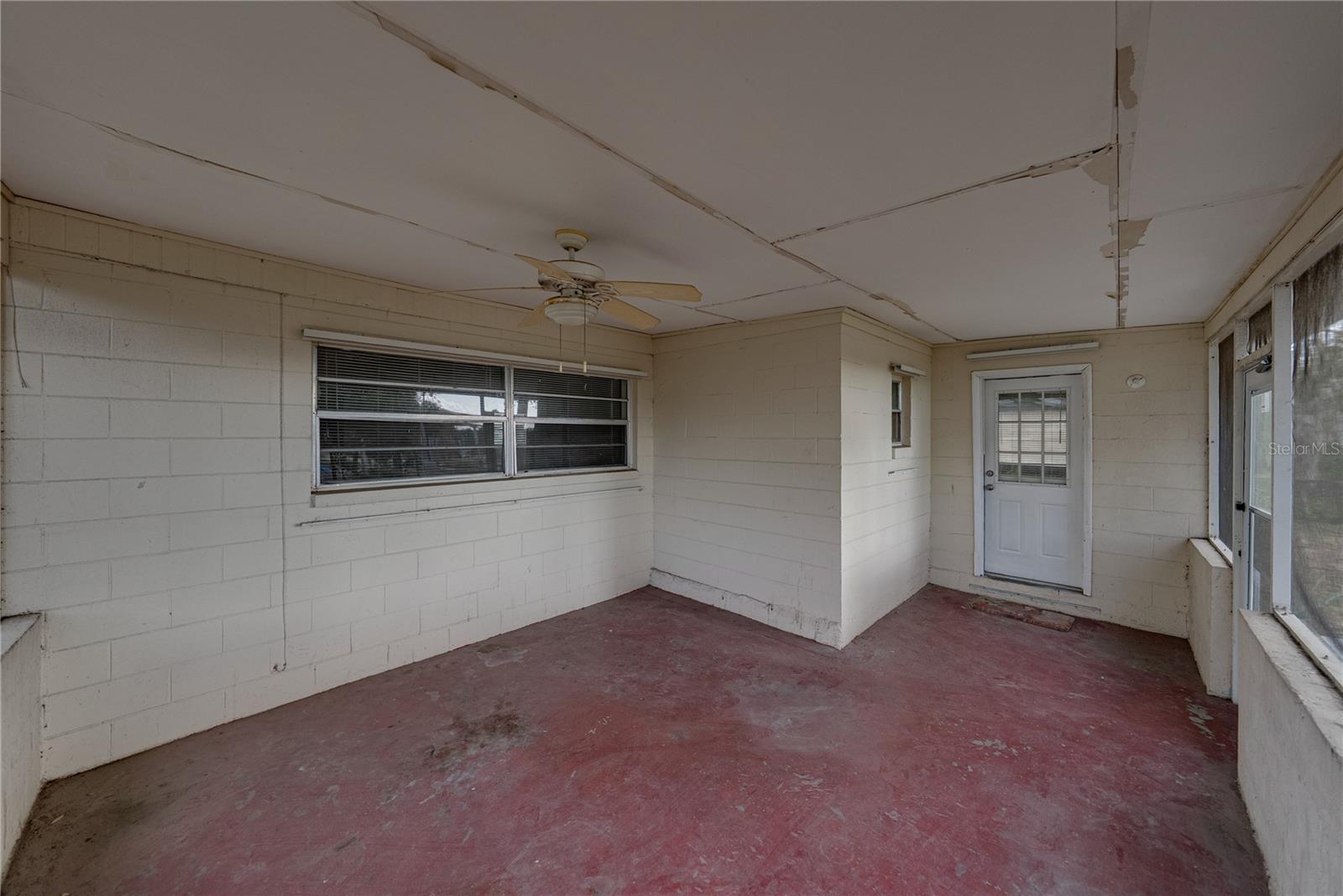 Image 41 of 53 For 2011 9th Street Ne