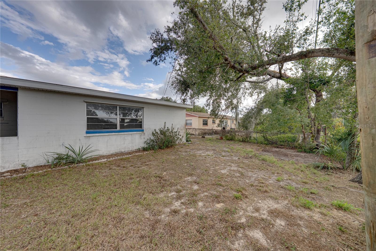 Image 51 of 53 For 2011 9th Street Ne