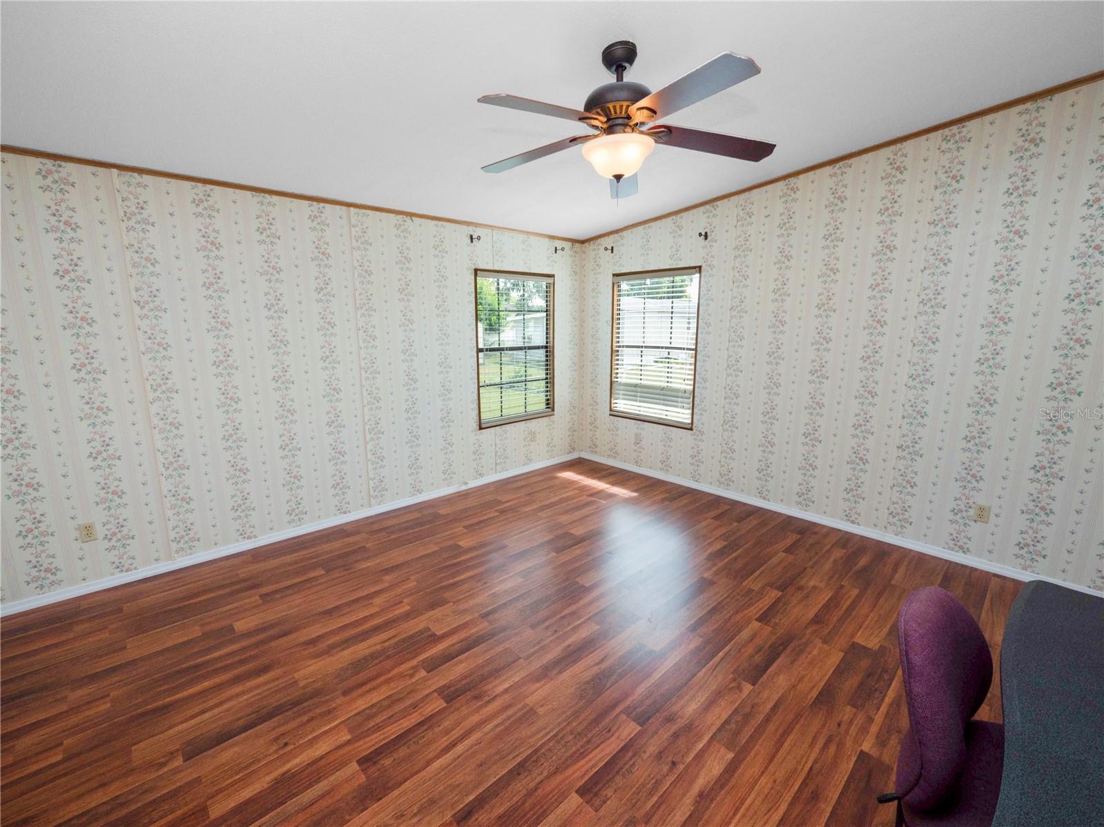 Image 27 of 38 For 2082 Thelma Drive