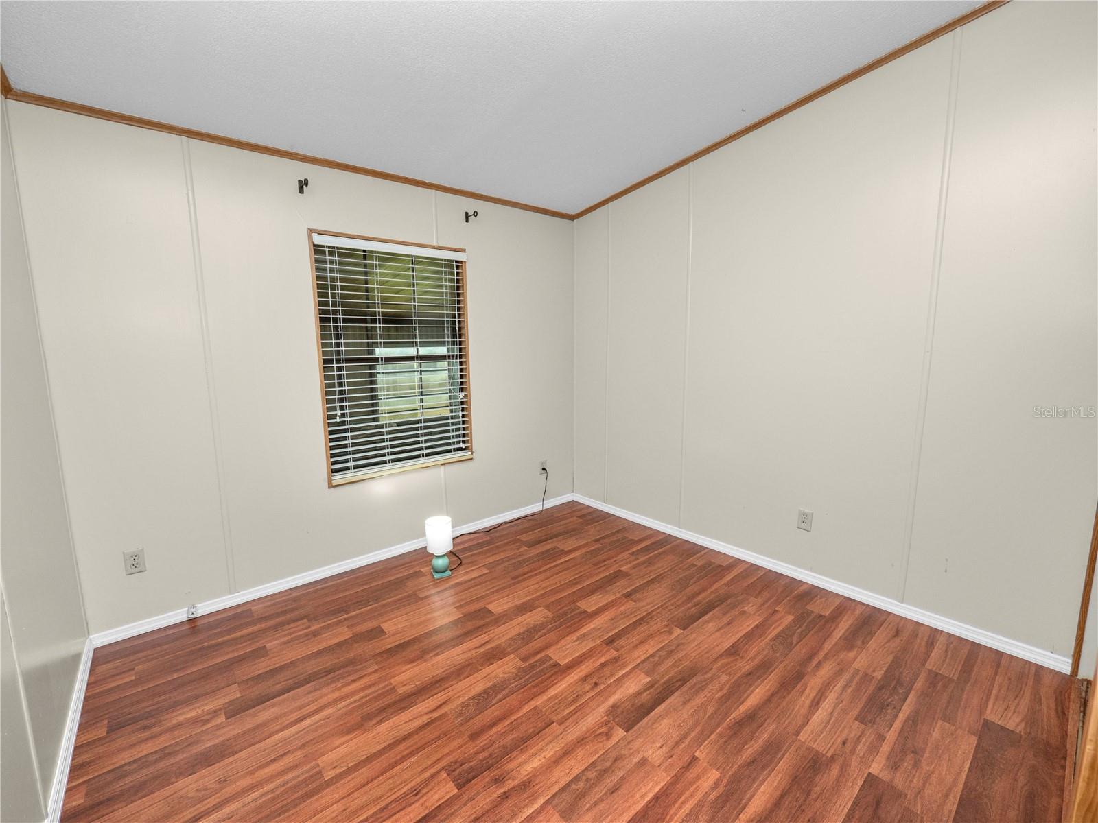 Image 31 of 38 For 2082 Thelma Drive