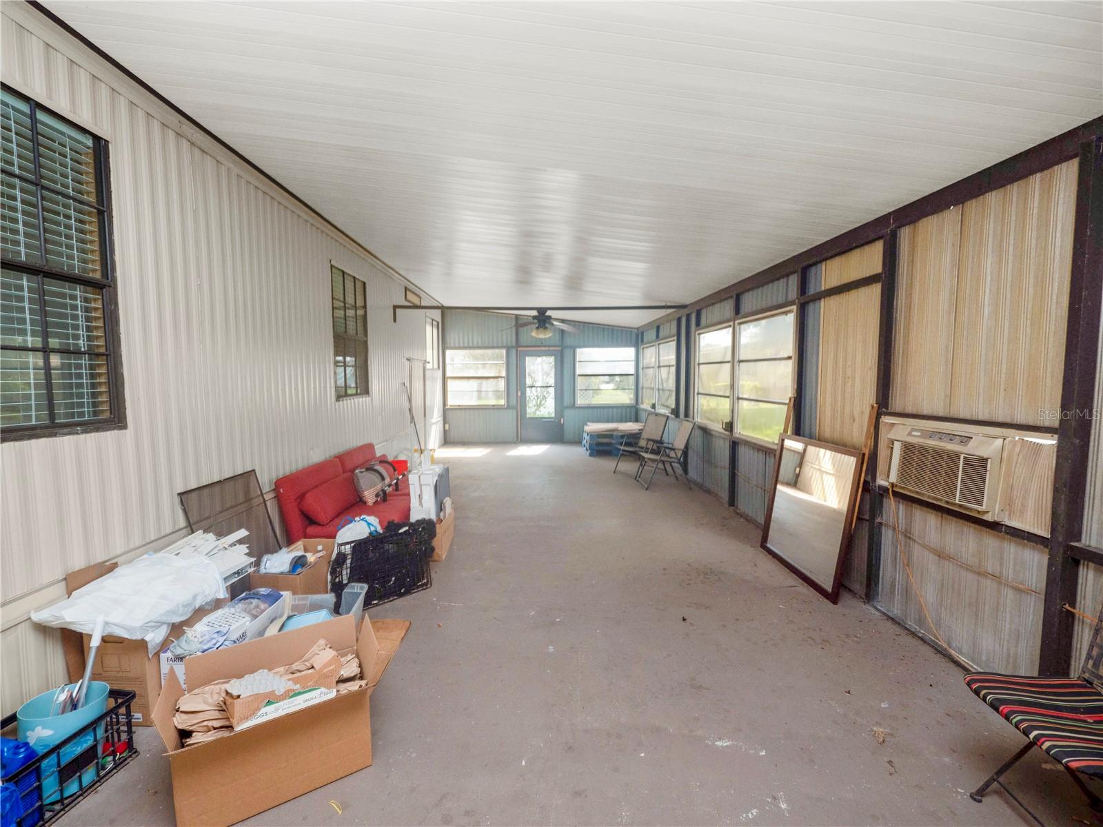 Image 33 of 38 For 2082 Thelma Drive