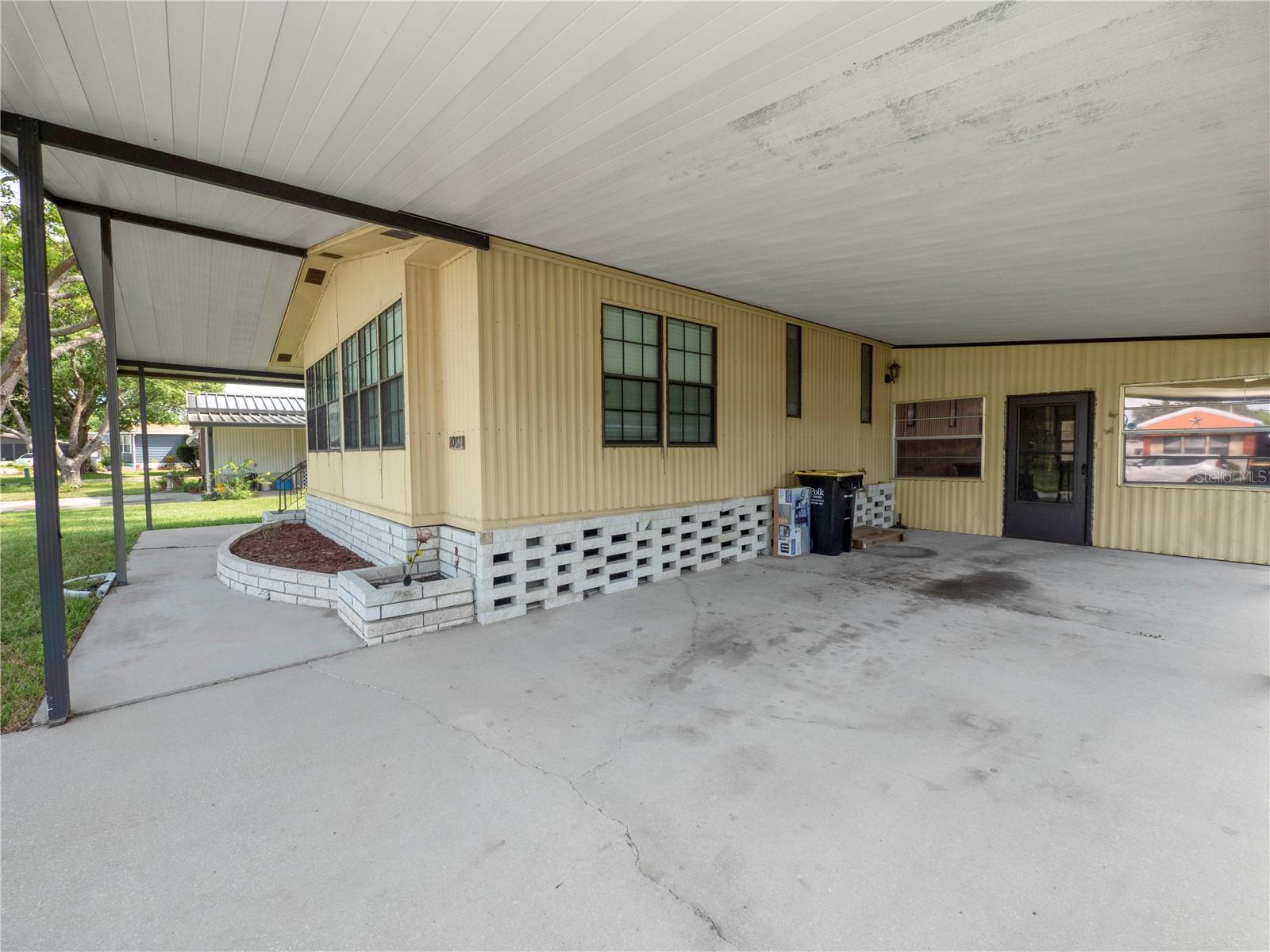 Image 6 of 38 For 2082 Thelma Drive