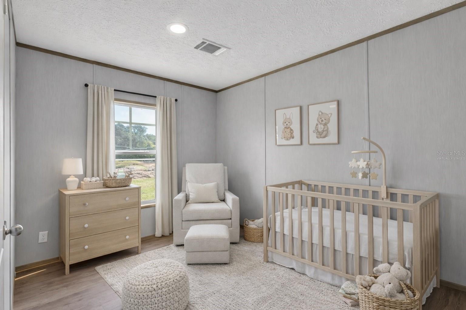 Image 23 of 39 For 1815 Christy Lane