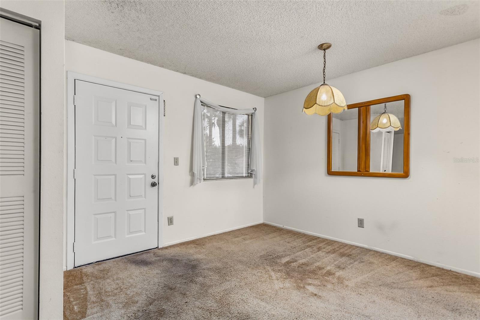 Image 6 of 16 For 2065 Isle Royale Court Se 141