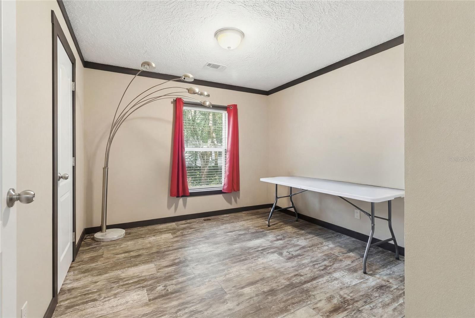 Image 16 of 31 For 36848 8th Avenue