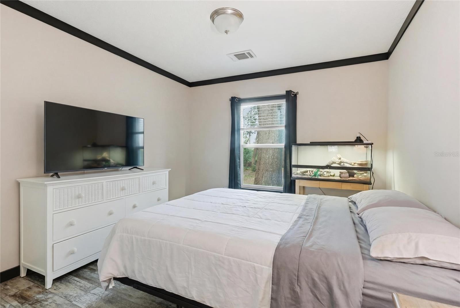 Image 22 of 31 For 36848 8th Avenue