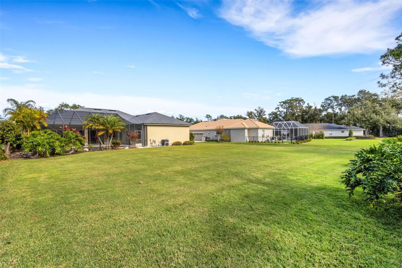 Image 42 of 53 For 828 Whitestone Court