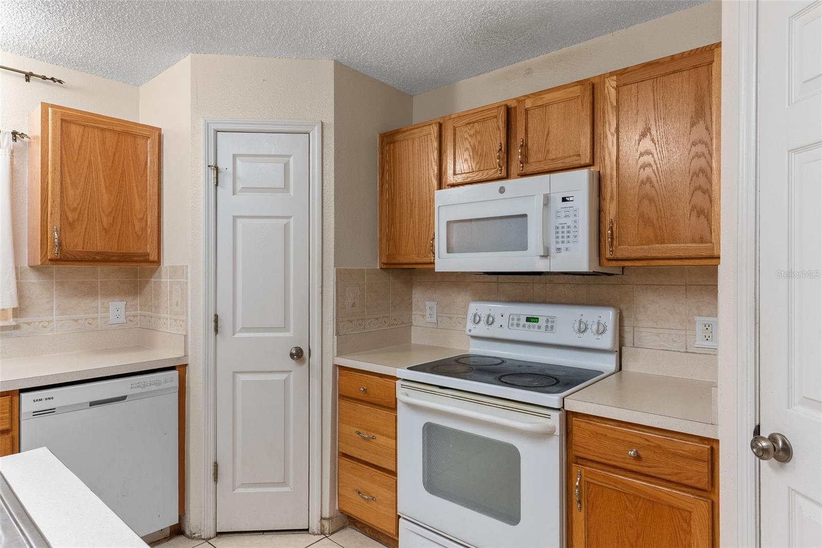 Image 10 of 52 For 1009 Ronlin Street