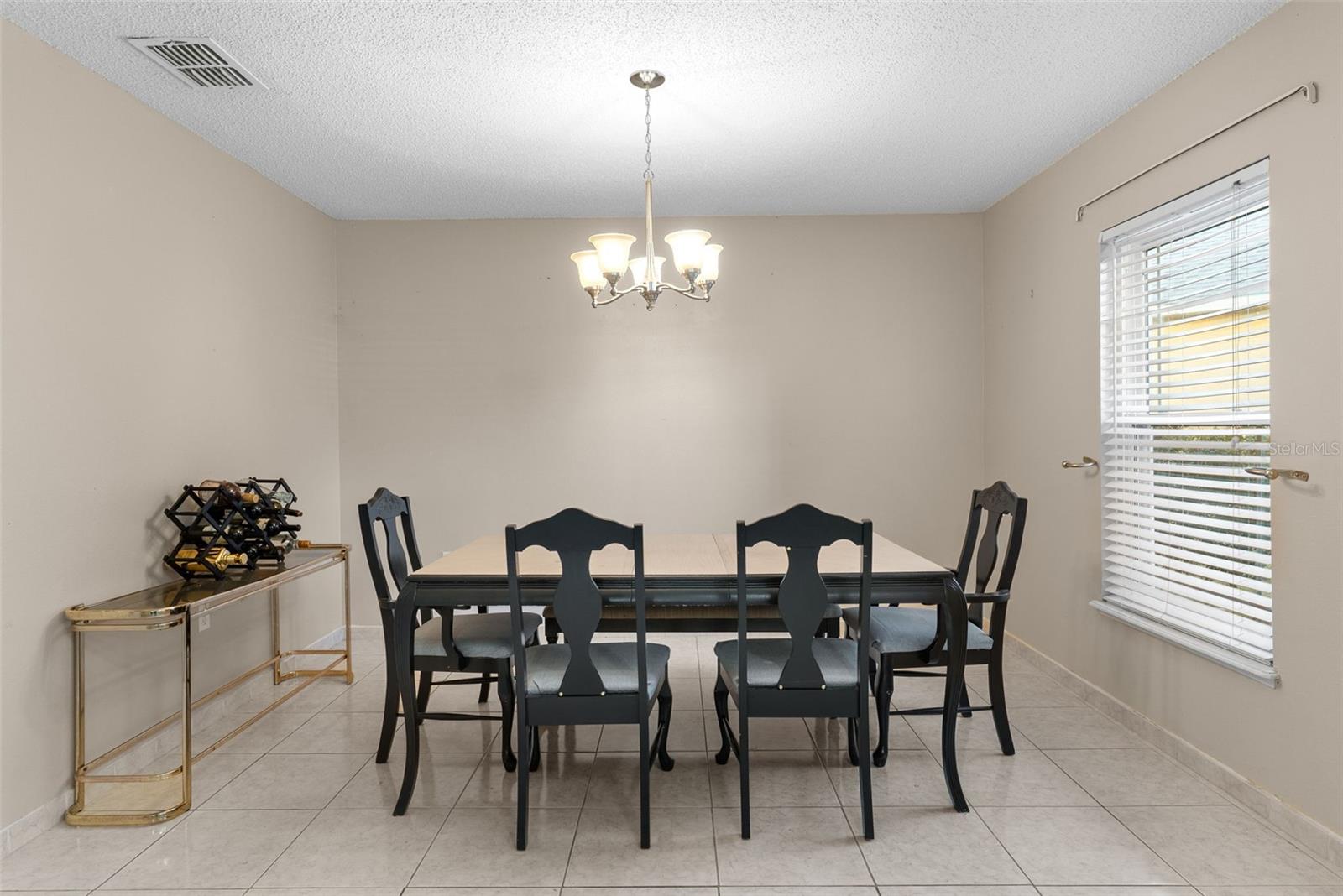 Image 11 of 52 For 1009 Ronlin Street