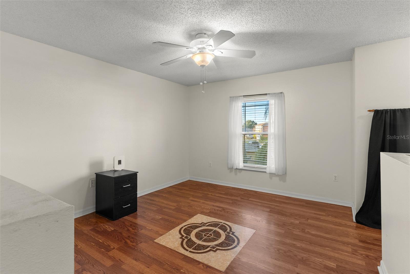 Image 13 of 52 For 1009 Ronlin Street