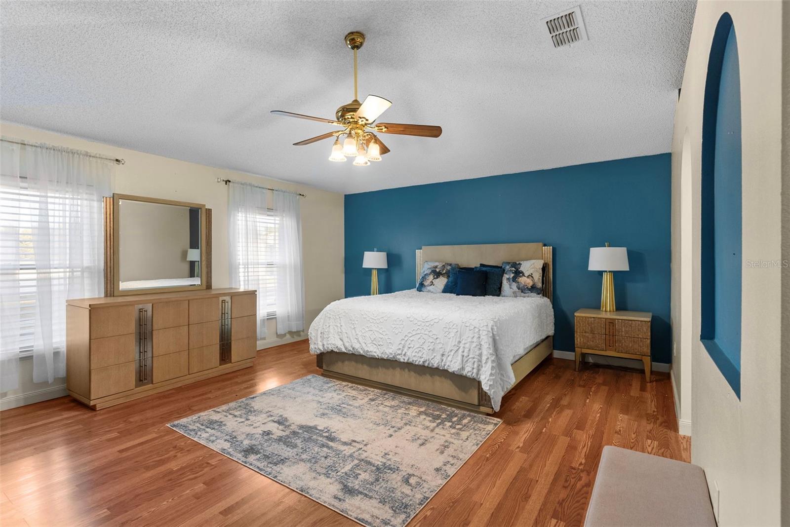 Image 15 of 52 For 1009 Ronlin Street