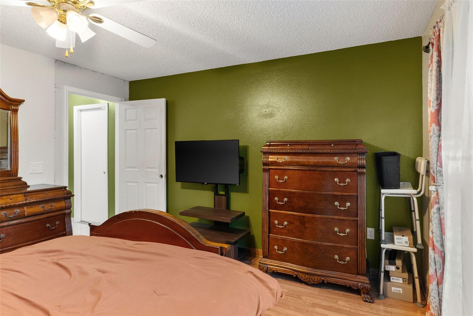 Image 24 of 52 For 1009 Ronlin Street