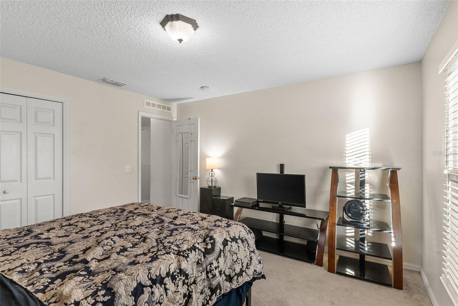 Image 26 of 52 For 1009 Ronlin Street