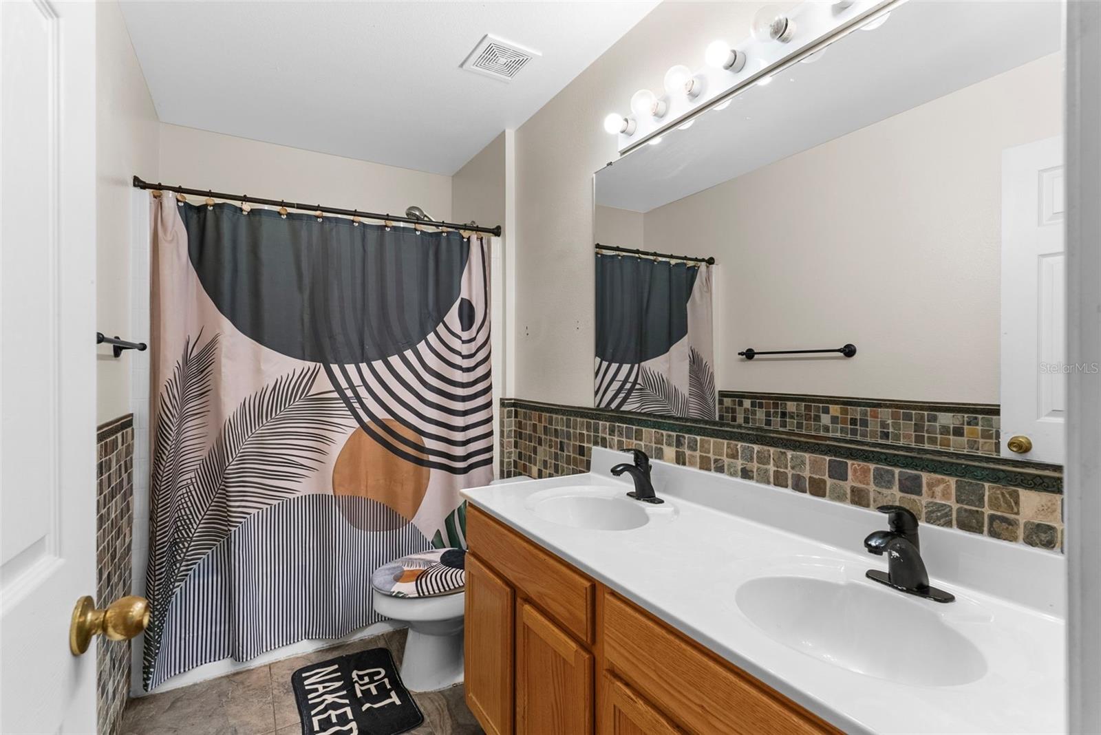 Image 27 of 52 For 1009 Ronlin Street