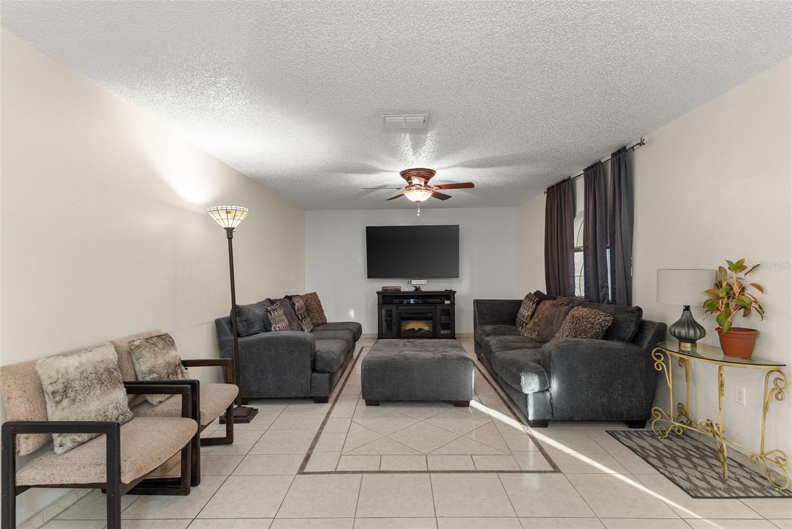 Image 49 of 52 For 1009 Ronlin Street