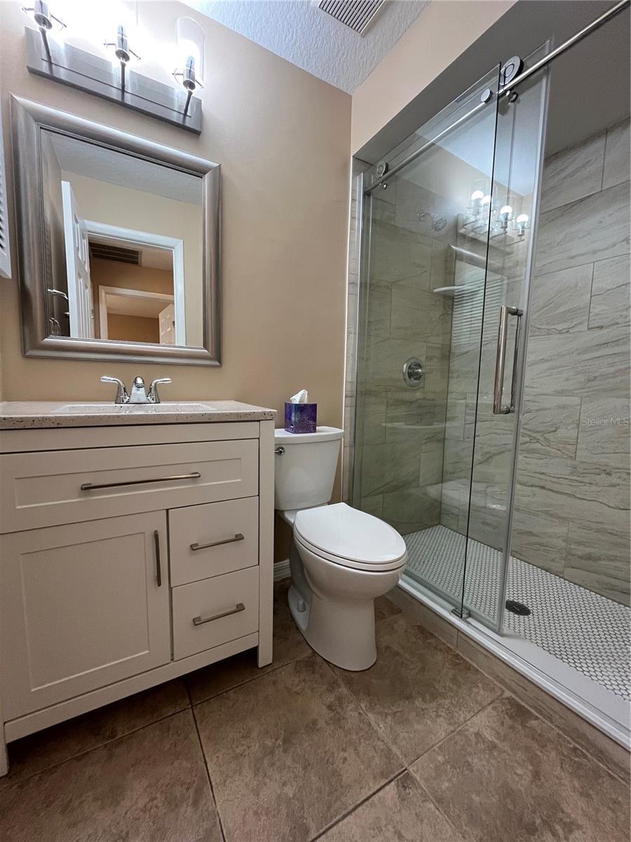 Image 10 of 22 For 197 Hidden Lake Drive