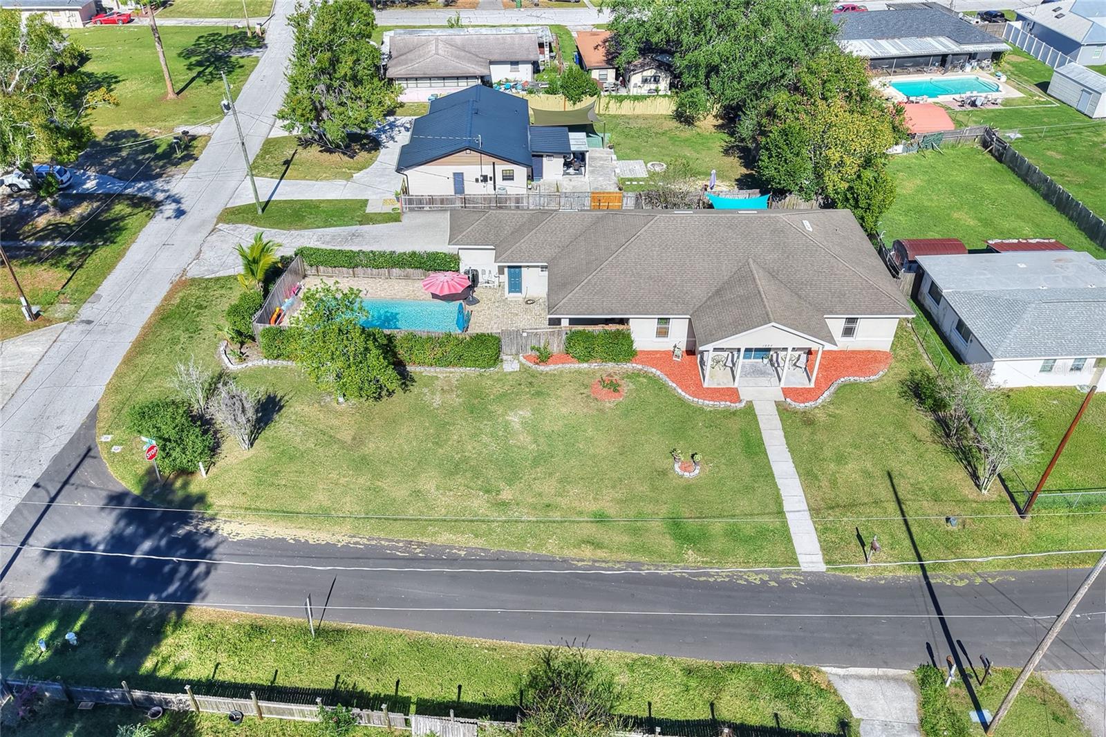 Image 8 of 62 For 1995 Avenue F Sw