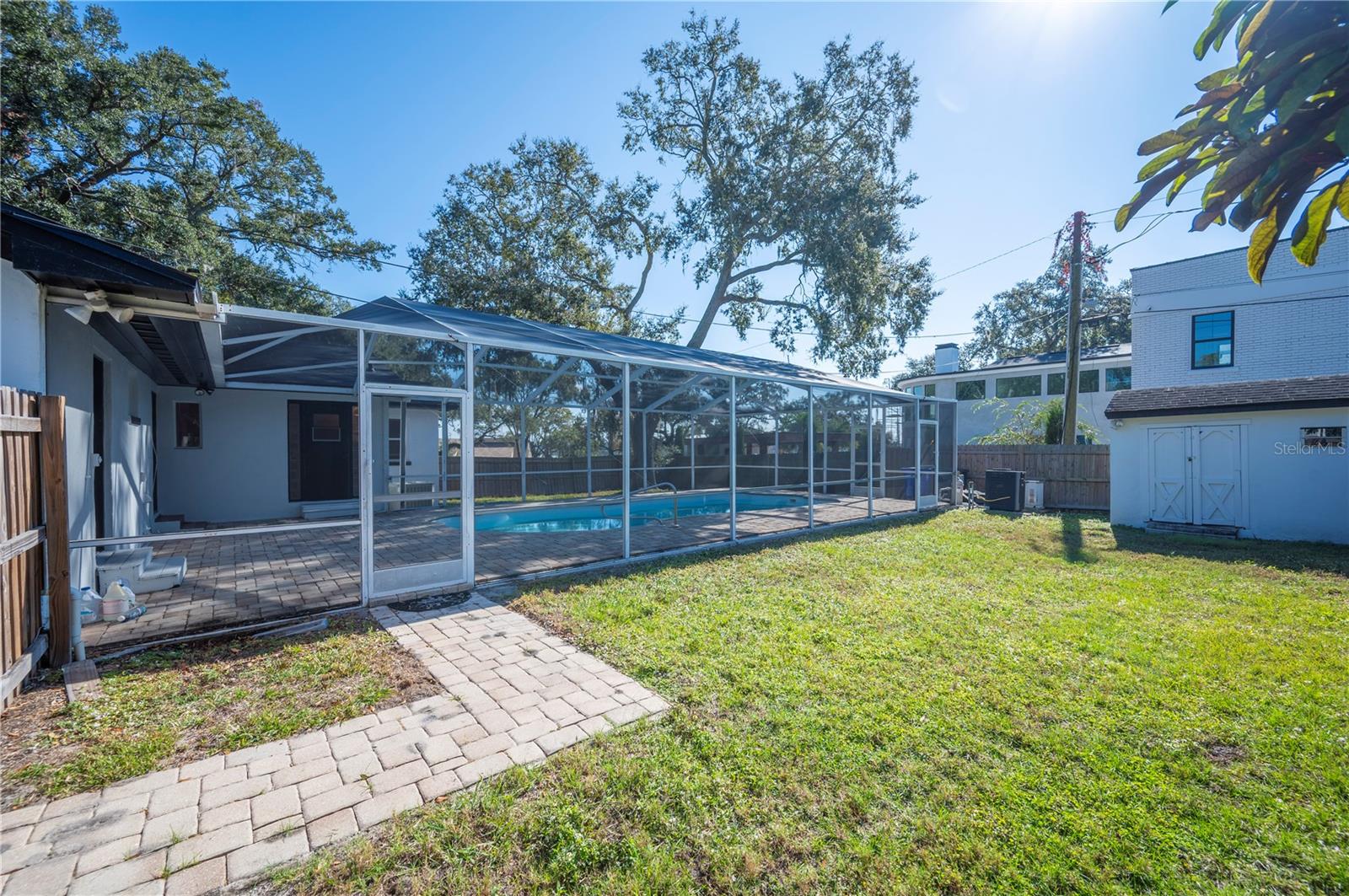 Image 43 of 51 For 425 Belmar Street