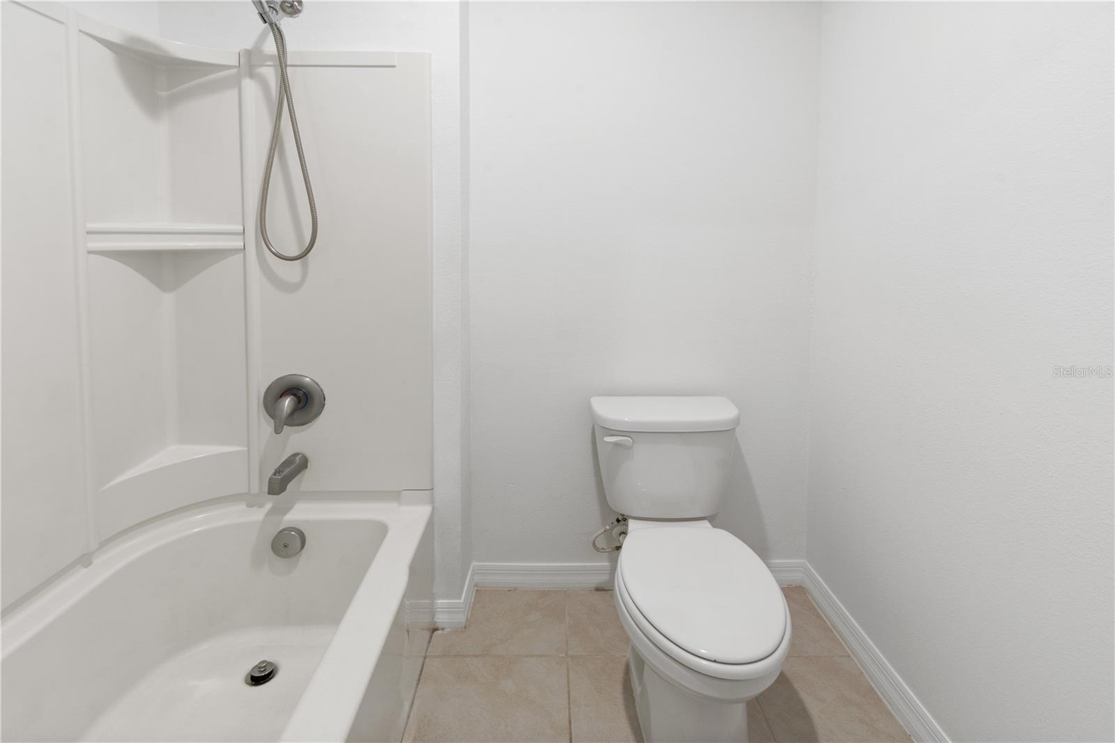 Image 12 of 41 For 2651 Grandbury Grove Road